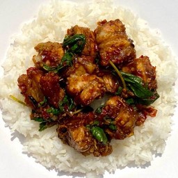 ข้าวกะเพราหมูกรอบ