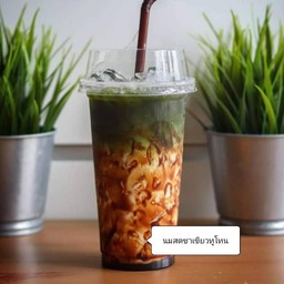 ชาเขียวทูโทนบราวน์ชูก้า