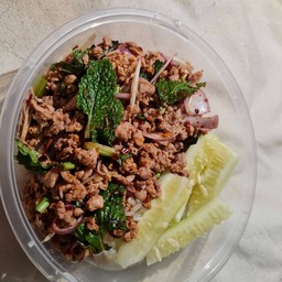 ข้าวลาบหมู เนื้อหมูล้วน