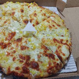 พิซซ่าหน้าข้าวโพดขีสขนาด 8นิ้ว 6ชิ้น