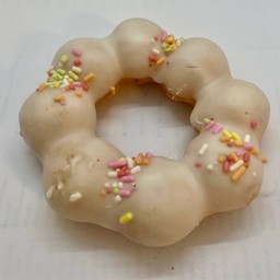 โดนัท พอนเดอริง ไวท์ช็อกโกแลต