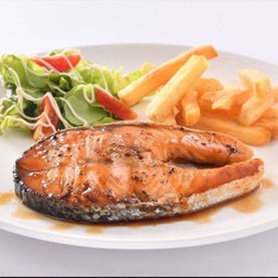 สเต๊กปลาแซลมอน