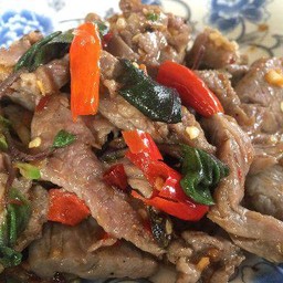 กะเพราเนื้อ