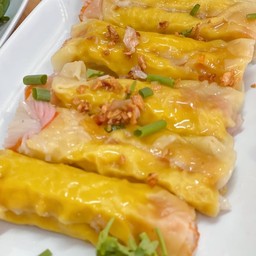 เกี๊ยวต้มไส้ทะลัก ไส้หมูเด้งปูอัด