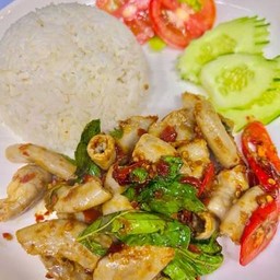 ข้าวกระเพราไส้อ่อน