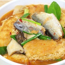 ต้มยำปลากระป๋องไข่เจียว