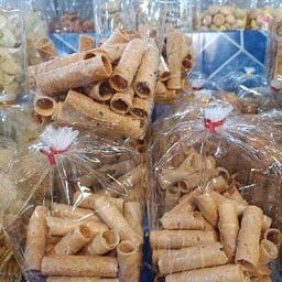 ขนมทองม้วน
