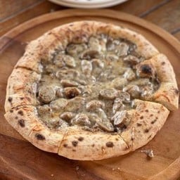 ทรัฟเฟิล พิซซ่า