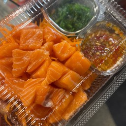 ยำแซลม่อน