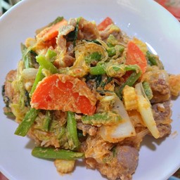 สุกี้แห้งหมู