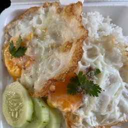 ข้าวใข่ดาว 2 ใบกรอบๆ สุกไม่สุก