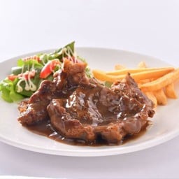 สเต๊กหมูสันคอพริกไทยดำ