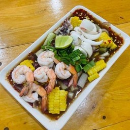 ยำกุ้ง+หมึก