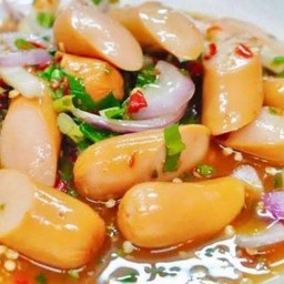 ยำไส้กรอก