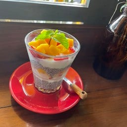 Chiaseed parfait