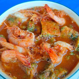 แกงส้มชะอมกุ้ง