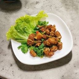 ข้าวหมูกรอบคั่วพริกเกลือ(เจ, วีแกน)
