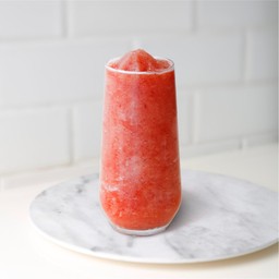 สตรอว์เบอร์รี สมูทตี