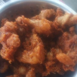 คอไก่ทอดชุด5ชิ้นล่ะ+น้ำจิ้ม