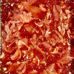 หมูหมักนุ่ม ขีดล่ะ 30 บาทค่ะ