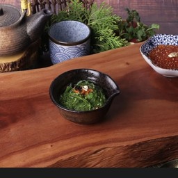 ยำสาหร่ายเย็น