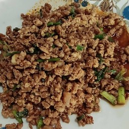 หมูสับผัดน้ำพริกข่า(พริกแกงเหนือ)