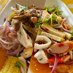 ยำหมูยอทะเล