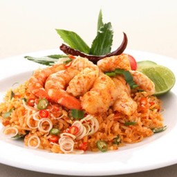 ข้าวผัดต้มยำ