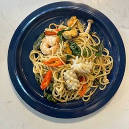 สปาเกตตีี้ขี้เมาทะเล