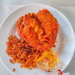 อกไก่ใหญ่