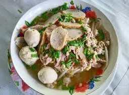 ร้านเจ๊วาสก๋วยเตี๋ยวเรือ อาหารตามสั่ง