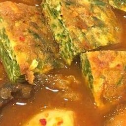 แกงส้มชะอม ปลาสลิดทอด