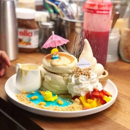 Iอซ์ แลนด์ ฟัฟฟี่ แพนเค้ก