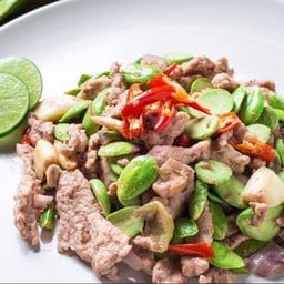 หมูสามชั้นผัดกะปิสะตอ+ราดข้าว
