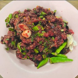 ลาบเนื้อดิบ