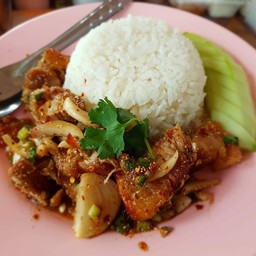 ข้าวลาบหมูกรอบ