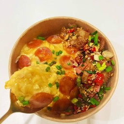 ข้าวไข่ข้น กุญเชียง ไก่คั่วพริกเกลือ