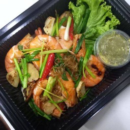 กุ้งอบวุ้นเส้น