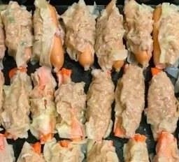 ร้านแม่ต้าร์ เกี๊ยวหมูเด้งใส้ทะลัก น้ำจิ้มรสเด็ด ร้านแม่ตาร์ เกี๊ยวหมูเด้งใส้ทะลัก