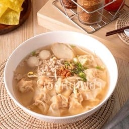 เกี๊ยวหมูน้ำใส