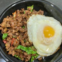 ข้าวกะเพราเนื้อสับ