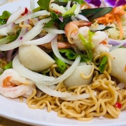 ยำม่าม่าทะเล