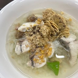 ข้าวต้มปลากระพง เพิ่มไข่ปลาอินทรีย์