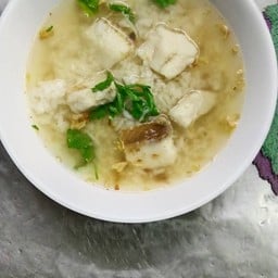 ข้าวต้มปลา เจ้ปุ้ม