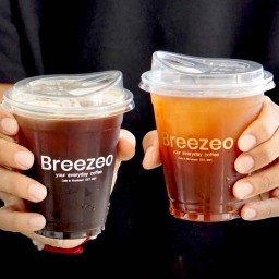 Breezeo Cafe - บรีซซีโอ คาเฟ่ สาขาประชาสโมสร