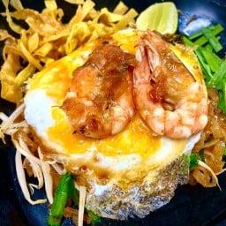 ผัดไทยตัวแม่