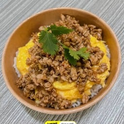 ข้าวไข่ข้นหน้าเยิ้ม