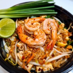 ผัดไทยกุ้งสด