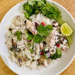 ข้าวขย้ำปลาทู แซ่บ จัดจ้าน(ข้าวแมว)