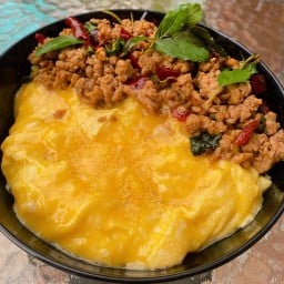 ข้าวไข่ข้น แผ่นดินทอง